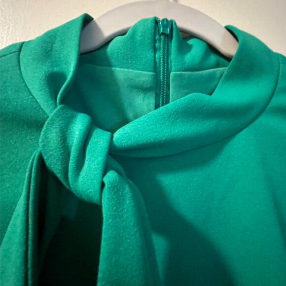 Brand New Green Elegant Dress - Picture 7 of 13